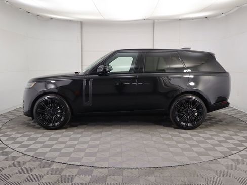 New 2026 Land Rover Range Rover SE image 8
