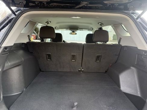 Used 2021 GMC Terrain SLE w/ Driver Convenience Package image 6