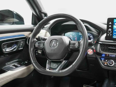 Certified 2025 Acura ADX A-Spec image 17