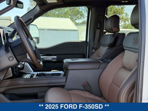New 2025 Ford F350 King Ranch w/ FX4 Off-Road Package image 21