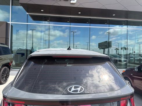 Used 2024 Hyundai Tucson SE FWD image 5