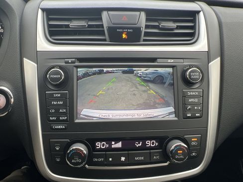 Used 2017 Nissan Altima 2.5 SV w/ Convenience Package image 19