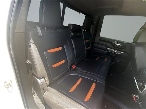 Used 2022 GMC Sierra 2500 AT4 w/ AT4 Preferred Package AWD/4WD image 24