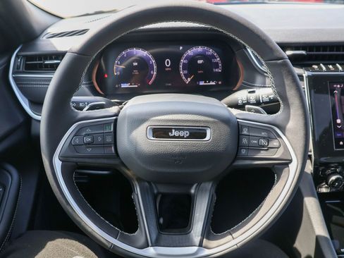 New 2026 Jeep Grand Cherokee Laredo X AWD/4WD image 29