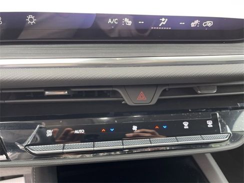 New 2025 Buick Envision Preferred image 18