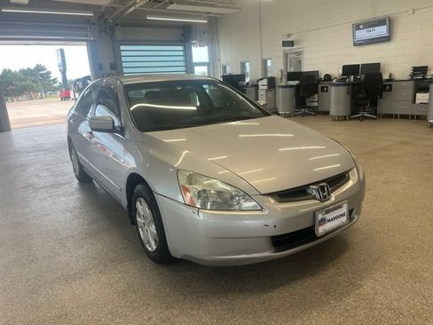 Used 2004 Honda Accord LX image 3