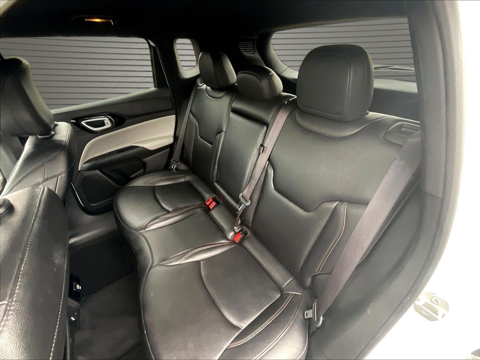 Used 2024 Jeep Compass Limited AWD/4WD image 20