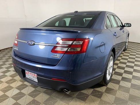 Used 2018 Ford Taurus SEL FWD image 13