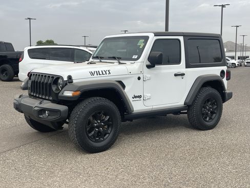 Certified 2022 Jeep Wrangler Sport AWD/4WD image 2