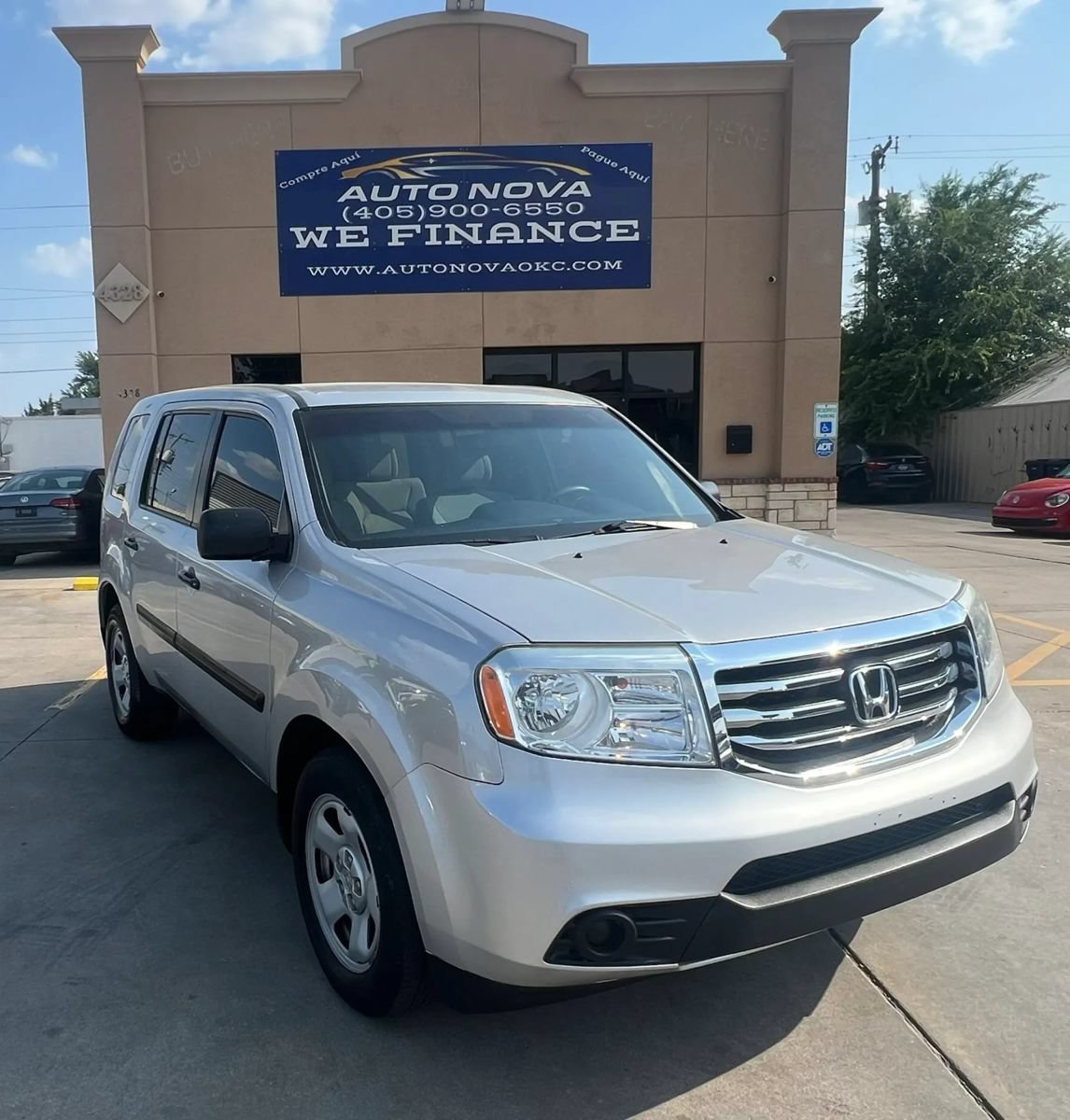 Used 2015 Honda Pilot LX image 1