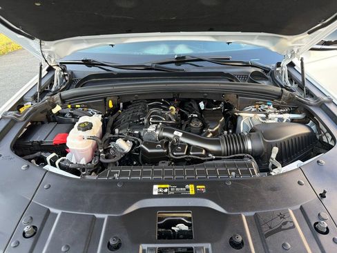 Used 2024 Jeep Grand Cherokee Summit AWD/4WD image 45