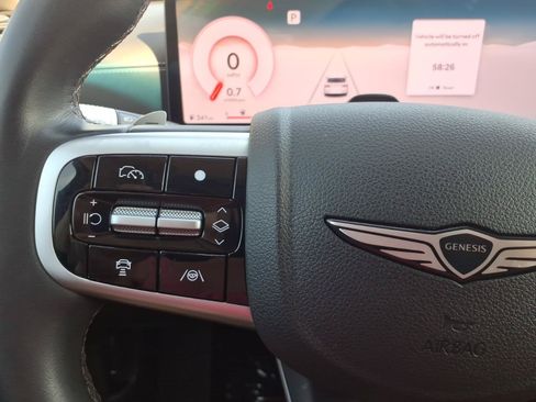 Used 2025 Genesis GV80 2.5T Standard AWD/4WD image 17