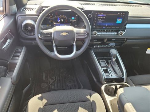 New 2026 Chevrolet Colorado LT image 8