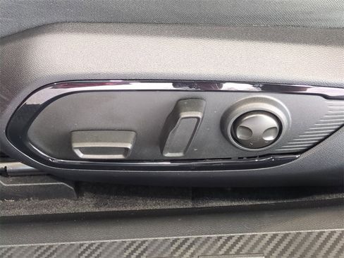 Used 2024 Dodge Charger R/T w/ Plus Group image 19