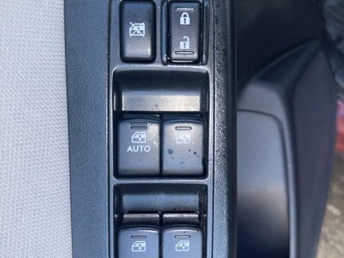 Used 2016 Subaru Forester 2.5i w/ Alloy Wheel Package image 10