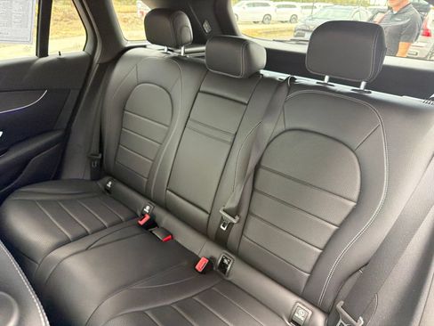Used 2020 Mercedes-Benz GLC 300 4MATIC image 22
