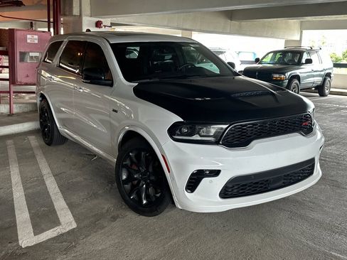 Used 2022 Dodge Durango SRT w/ Premium Interior Group AWD/4WD image 2