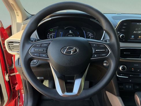 Used 2019 Hyundai Santa Fe SEL image 9
