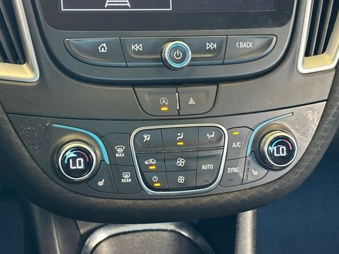 Used 2024 Chevrolet Malibu LT FWD image 20