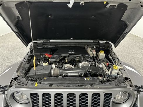 Used 2021 Jeep Gladiator Sport AWD/4WD image 16