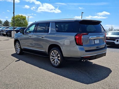 Used 2023 GMC Yukon XL Denali AWD/4WD image 7