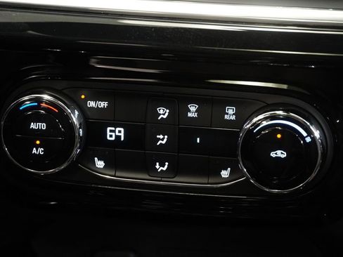 New 2026 Chevrolet Trax RS w/ Sunroof Package FWD image 20