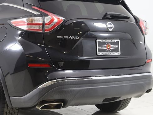 Used 2017 Nissan Murano S image 21