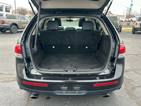 Used 2014 Lincoln MKX AWD w/ Equipment Group 102A image 6