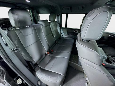 Used 2025 INEOS Grenadier AWD/4WD image 26