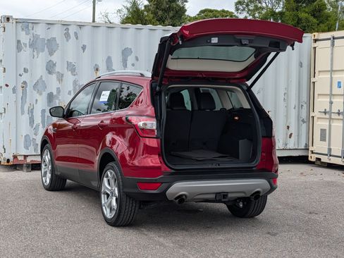Certified 2018 Ford Escape Titanium image 13