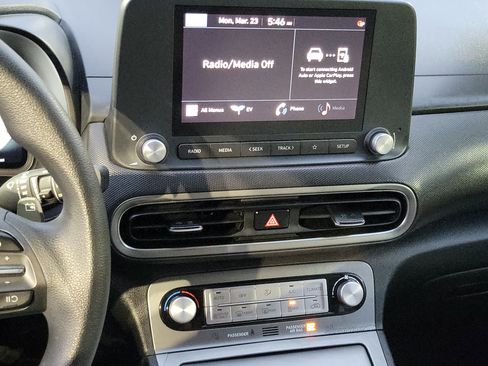 Certified 2023 Hyundai Kona SE image 15