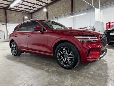 Used 2022 Genesis GV70 2.5T w/ Advanced Package AWD/4WD image 5