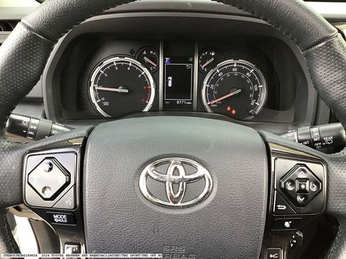 Used 2024 Toyota 4Runner TRD Off-Road Premium w/ Off Road Premium Plus Package AWD/4WD image 8