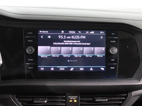 Used 2021 Volkswagen Jetta SEL FWD image 17