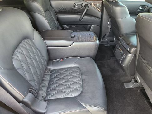 Used 2022 Nissan Armada Platinum w/ Captain's Chairs Package RWD image 31