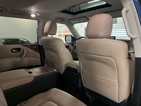 Used 2024 Nissan Armada SL w/ Captain's Chairs Package image 13