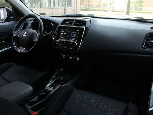 Used 2021 Mitsubishi Outlander Sport SE image 23