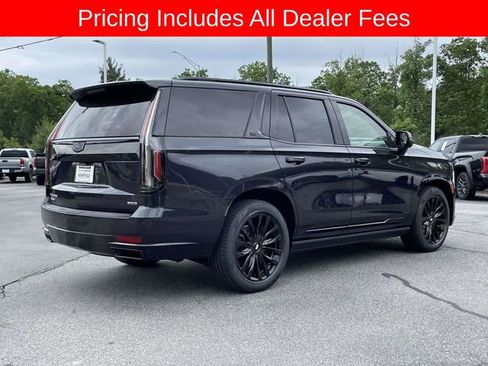 Used 2022 Cadillac Escalade Premium Luxury w/ Performance Package AWD/4WD image 5