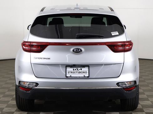 Used 2020 Kia Sportage LX AWD/4WD image 9