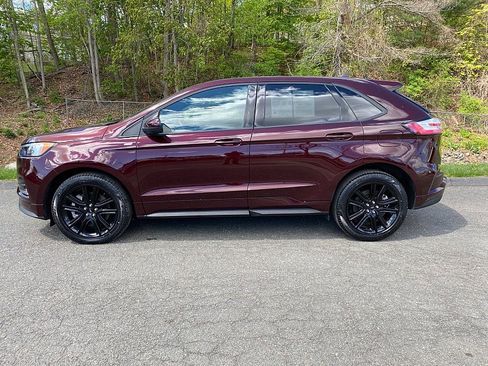 Used 2022 Ford Edge ST-Line w/ Class II Trailer Tow Package AWD/4WD image 4