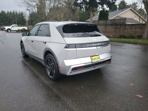 New 2026 Hyundai Ioniq 5 Limited image 3