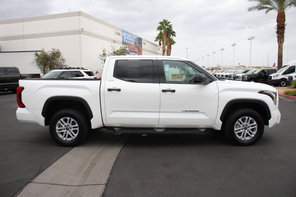 Used 2023 Toyota Tundra SR5 AWD/4WD image 10
