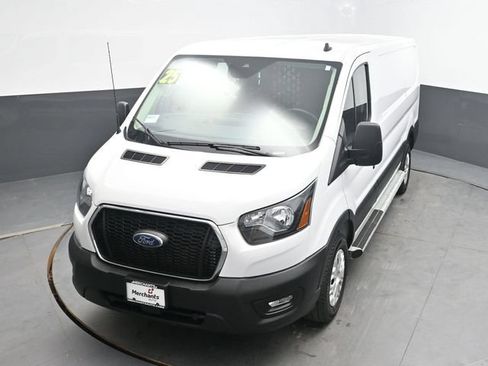 Used 2025 Ford Transit 250 Low Roof w/ Exterior Upgrade Package RWD image 31