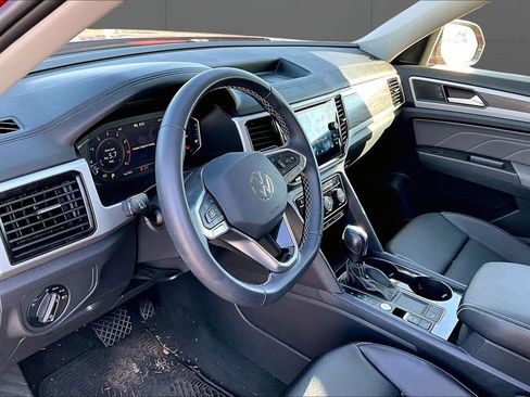 Used 2023 Volkswagen Atlas SE FWD image 11