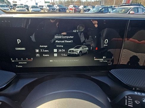 New 2026 Nissan Kicks SR image 14