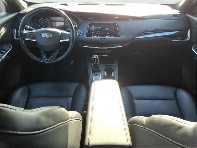 Used 2023 Cadillac XT4 Luxury w/ Driver Awareness Package AWD/4WD image 12