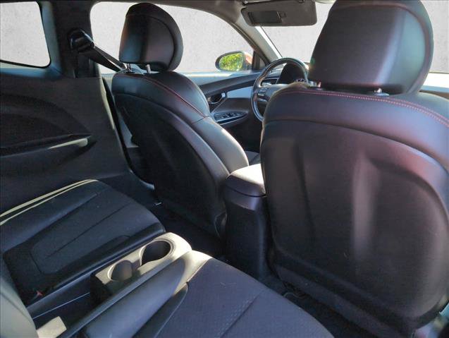Used 2019 Hyundai Veloster Turbo FWD image 27