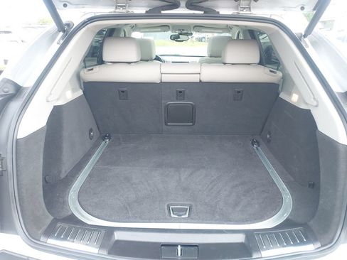 Used 2016 Cadillac SRX Premium AWD/4WD image 38