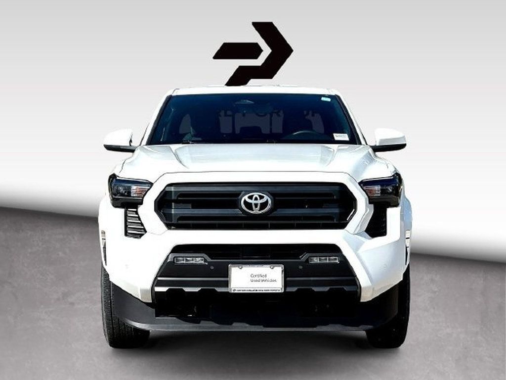 Certified 2025 Toyota Tacoma SR5 w/ SR5 Upgrade Package AWD/4WD image 3