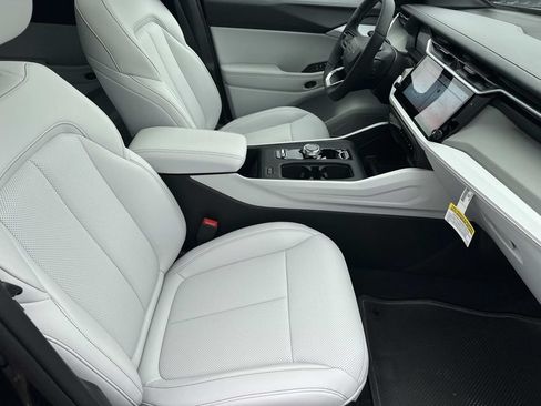 New 2026 Jeep Cherokee Limited AWD/4WD image 14